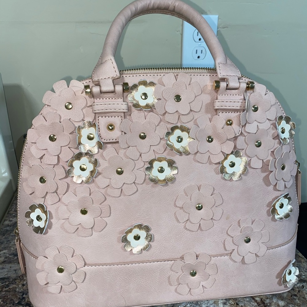 Pink Purse with Flower detailing
